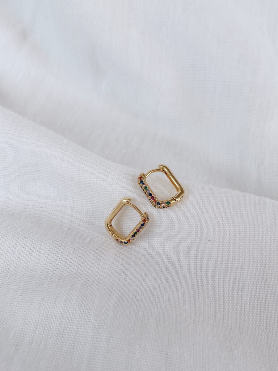 Argollas Pepa doradas cubic color 1.4cm