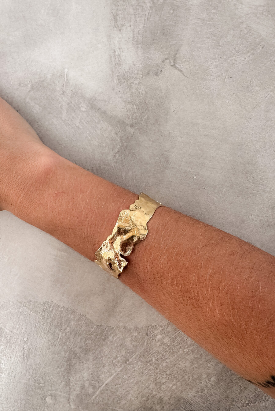 Pulsera Madrid dorada - Imagen 2