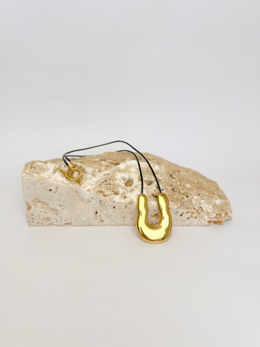 Collar Curva dorado